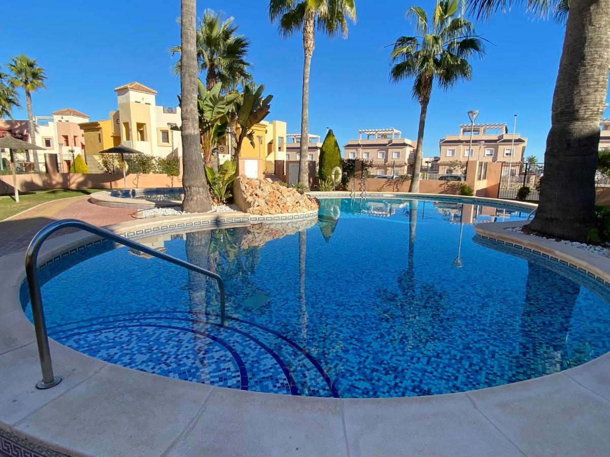 Casa Marina Suerte - Punta Prima, Torrevieja Apartment อาลิกันเต ภายนอก รูปภาพ