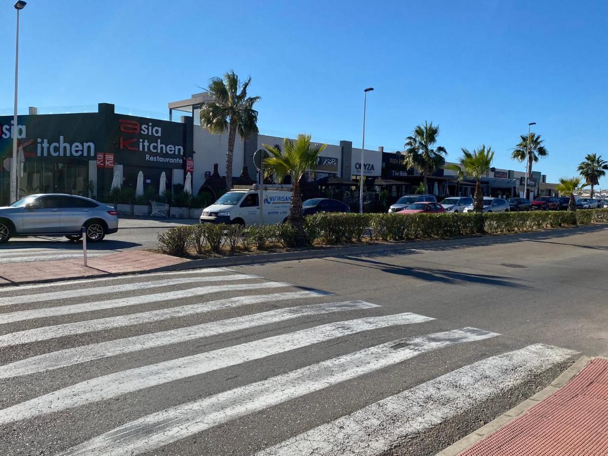 Casa Marina Suerte - Punta Prima, Torrevieja Apartment อาลิกันเต ภายนอก รูปภาพ